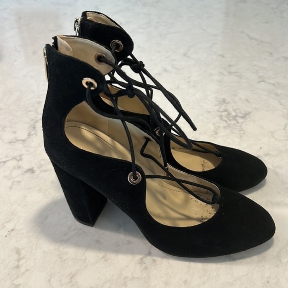 March Fisher Lace‎ Up Suede Black Heels Size 7.5